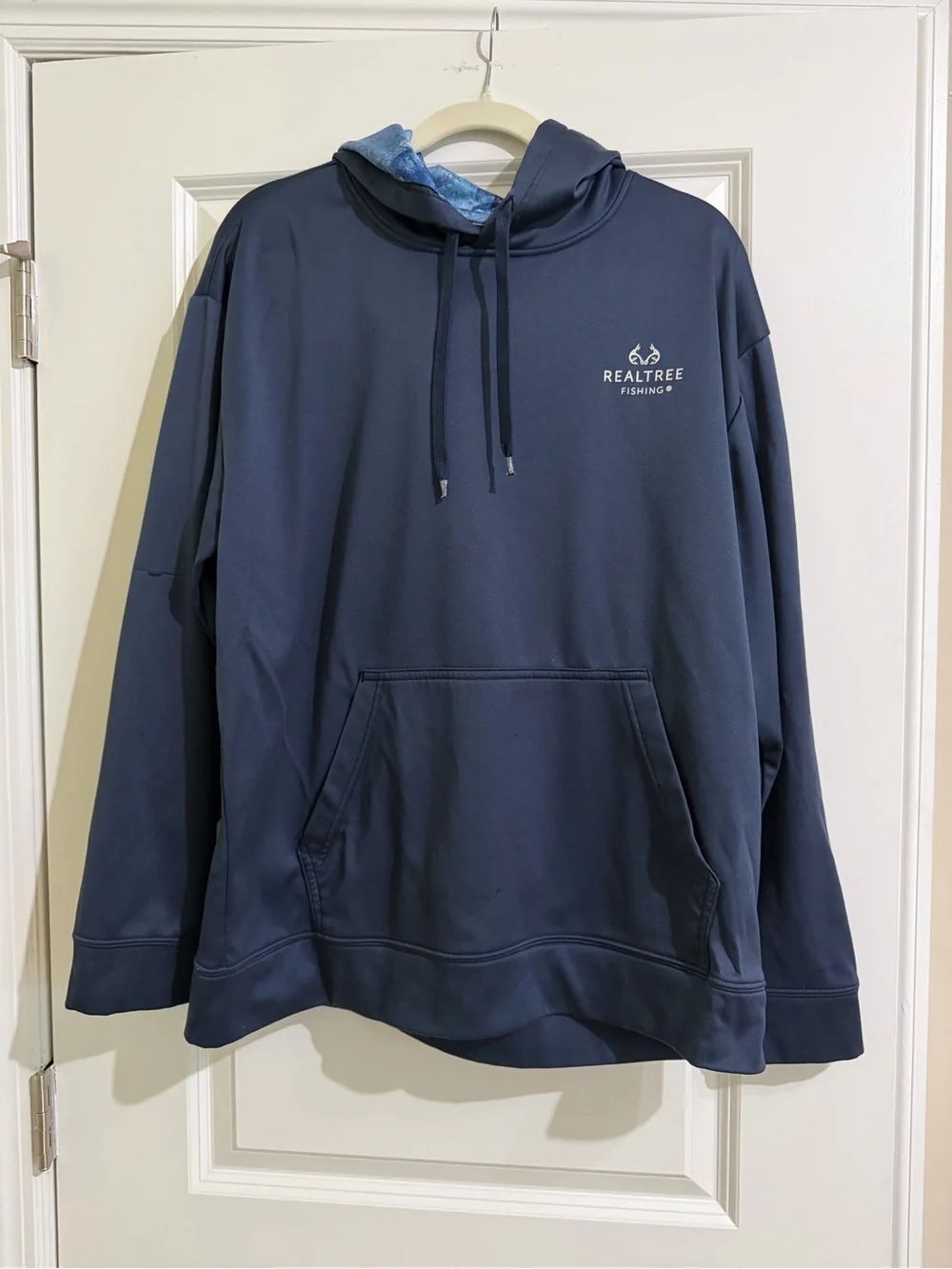 Realtree Fishing Performance Hoodie Navy Blue Fish Camo L